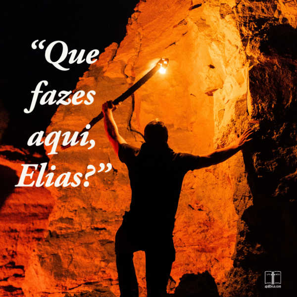 Você está fugindo de onde Deus lhe disse para estar? #sussurro #paz #deus #apdd #apalavradedeus Na boca de uma caverna. Elias, o que você está fazendo aqui?